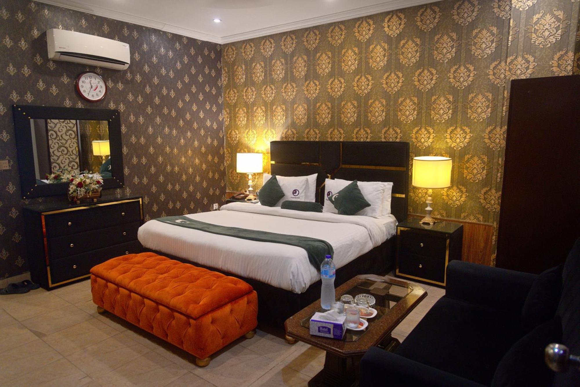 Premier Inn Johar Town לאהור מראה חיצוני תמונה