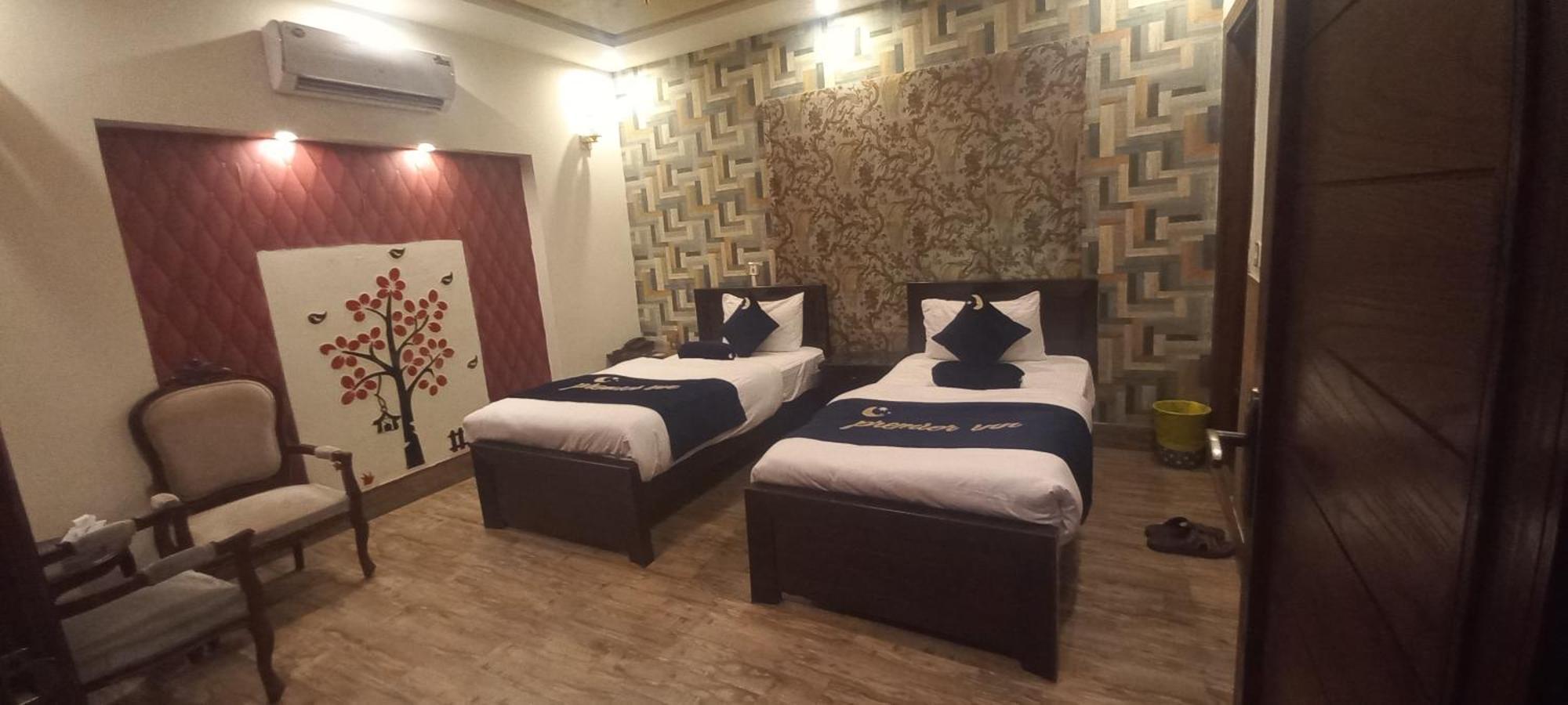 Premier Inn Johar Town לאהור מראה חיצוני תמונה