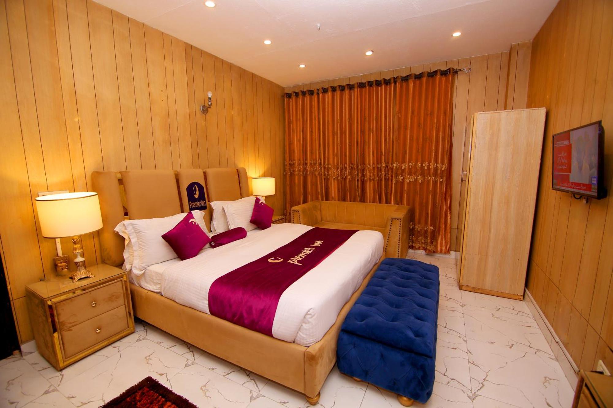 Premier Inn Johar Town לאהור מראה חיצוני תמונה