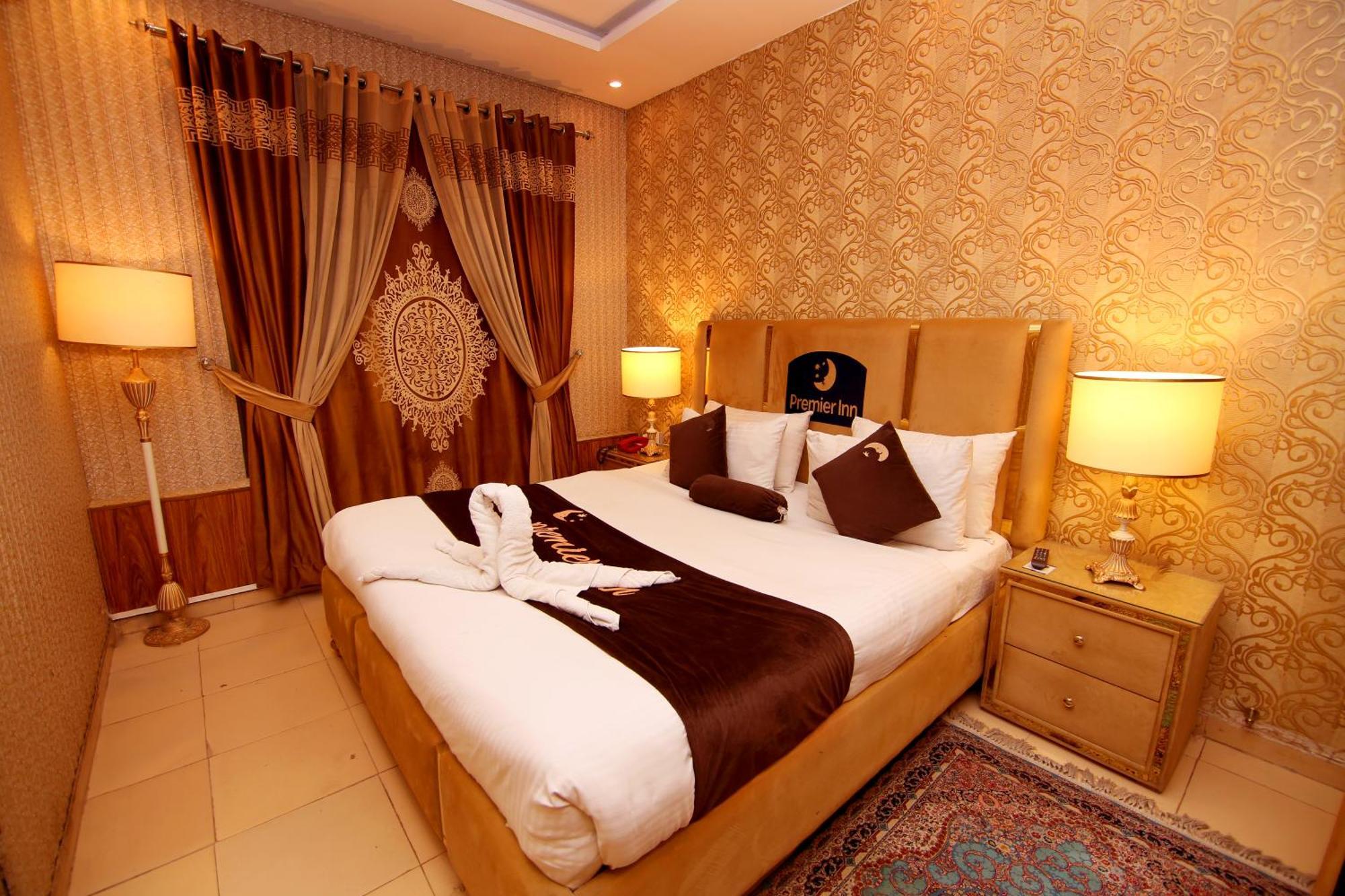 Premier Inn Johar Town לאהור מראה חיצוני תמונה